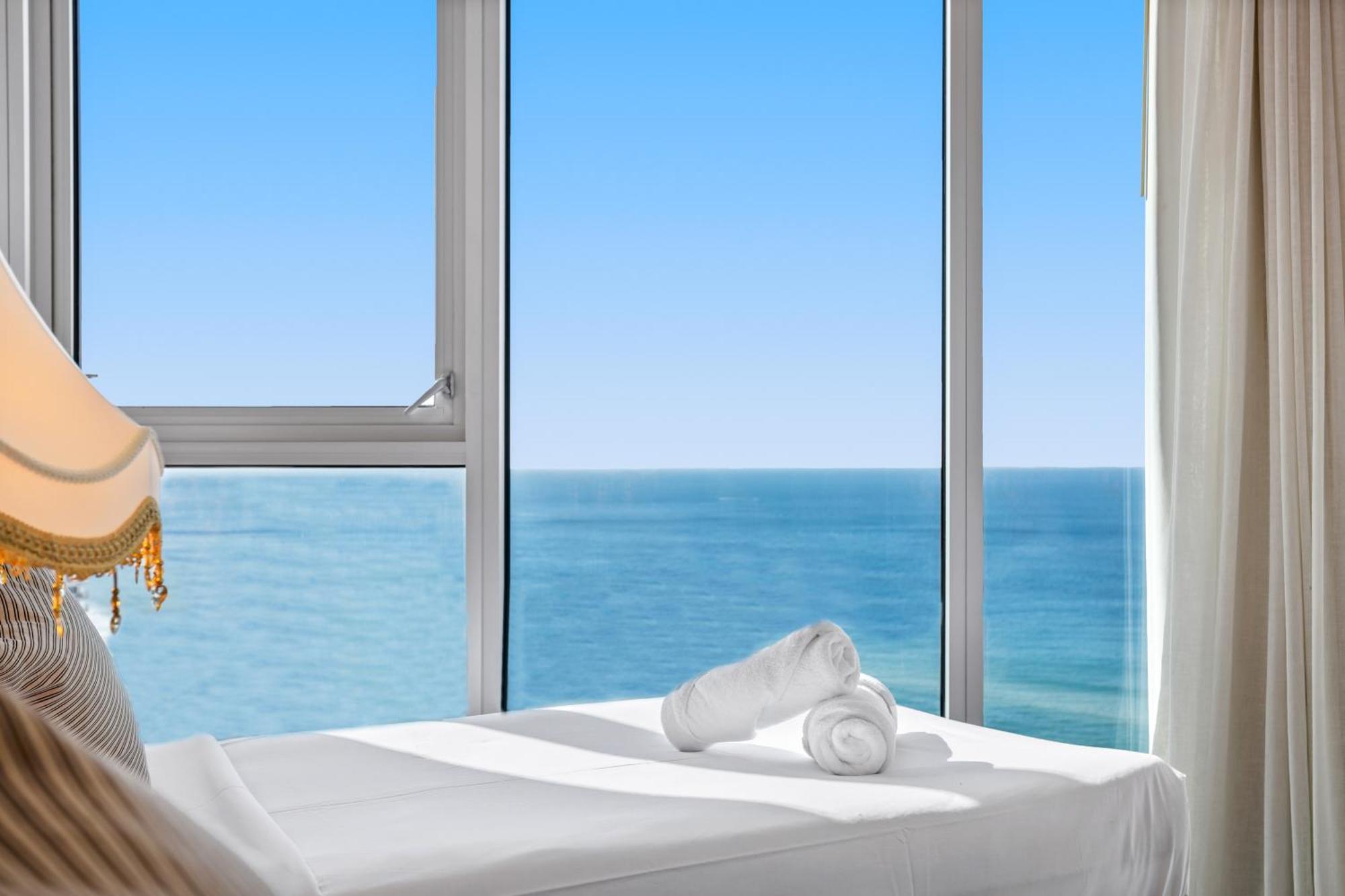 H Star Residences-- Paradise Stayz Голд-Кост Экстерьер фото