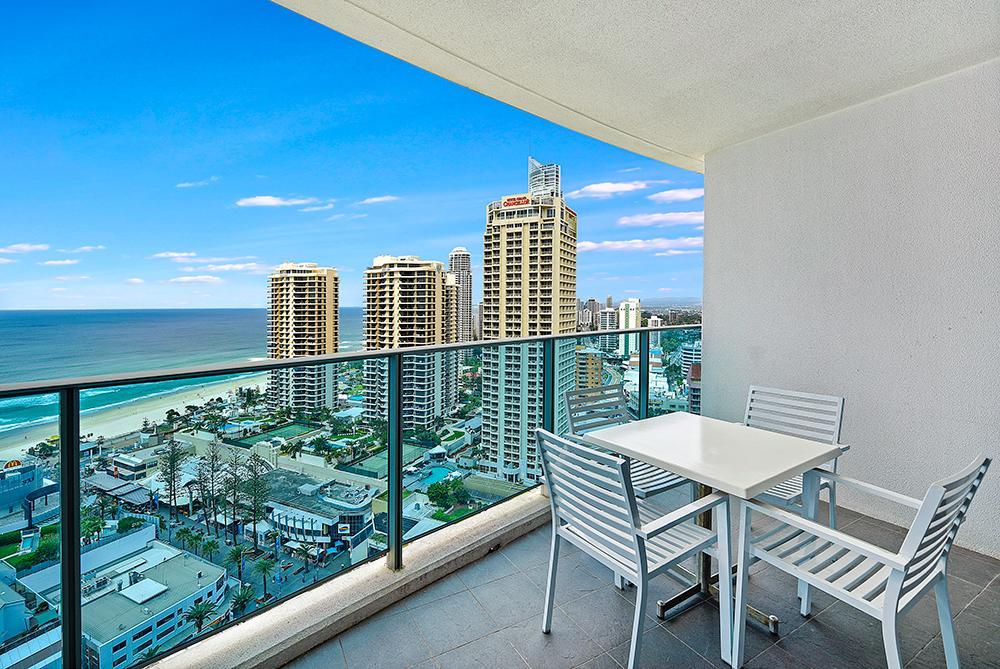 H Star Residences-- Paradise Stayz Голд-Кост Экстерьер фото